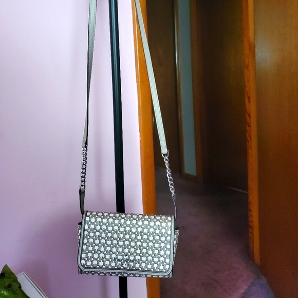 Kate Spade crossbody wallet - Picture 1 of 5